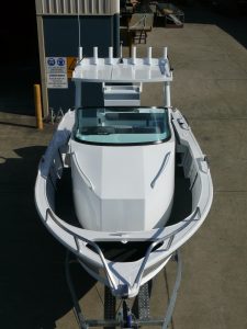 620 Southern Raider Centre Cab